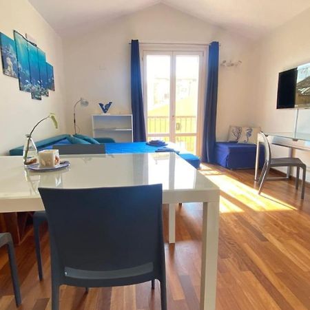 Apartament Ocean Flat Cagliari Zewnętrze zdjęcie