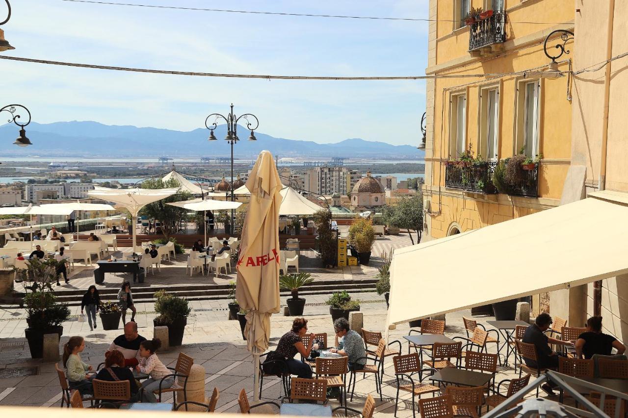 Apartament Ocean Flat Cagliari Zewnętrze zdjęcie
