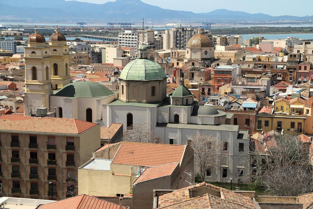 Apartament Ocean Flat Cagliari Zewnętrze zdjęcie